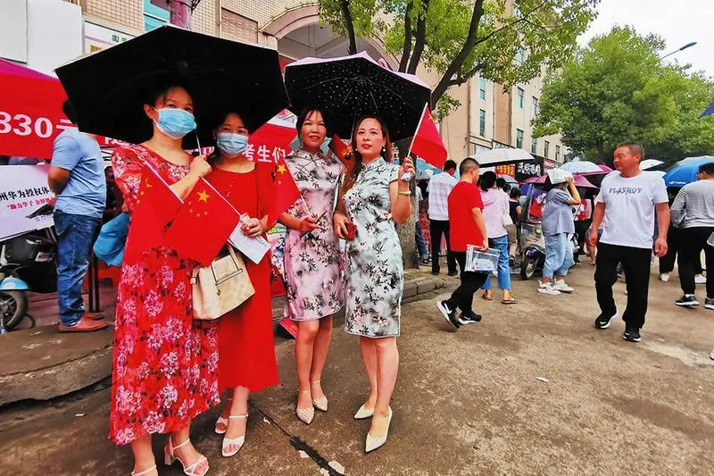 孩子高考家长穿什么衣服寓意好？风水与心理学的结合