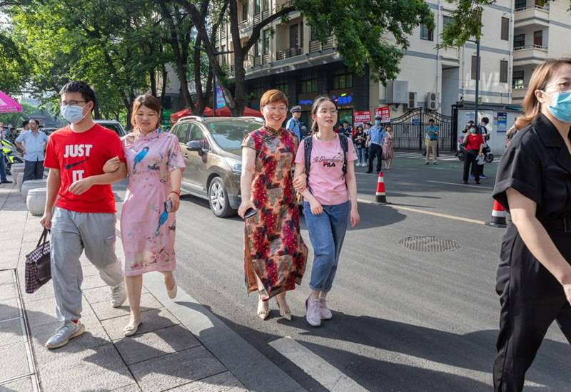 高考家长穿着有什么讲究？风水禁忌和寓意解读